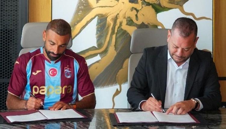 رسيما.. محمد صلاح يوقع عقدا لمدة عامين مع طرابزون التركي