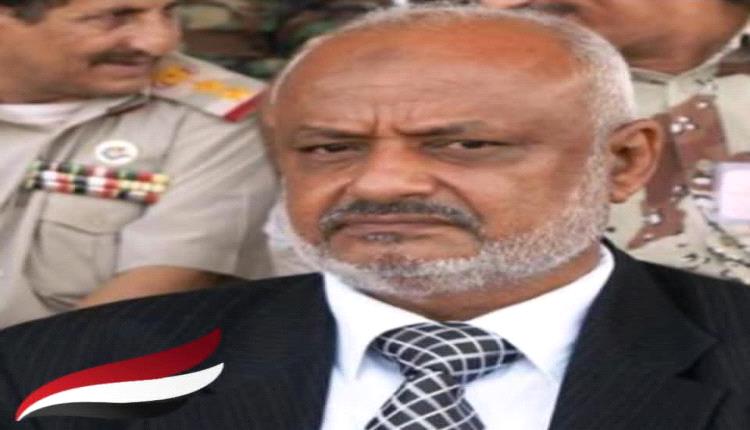 قصف حوثي بصاروخ باليستي يستهدف منزل محافظ الحديدة 