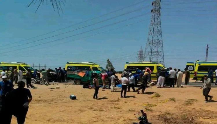 حادث مروع في مصر يؤدي لمقتل وإصابة نحو 50 شخص