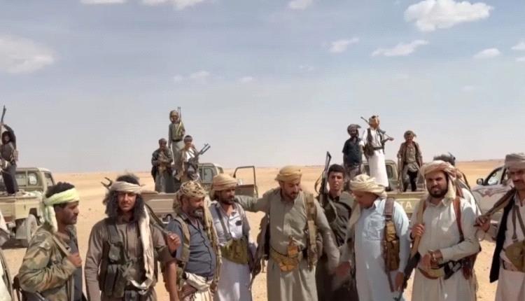 القبائل تتحرك من الجوف نحو جبهة مريس.. حشد قبلي واسع يعلن: الحوثي عدوّنا الوحيد