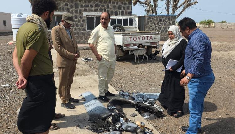 اللجنة الوطنية تحقق ميدانياً في وقائع الاستهداف الصاروخي الذي طال ميناء ومدينة المخا