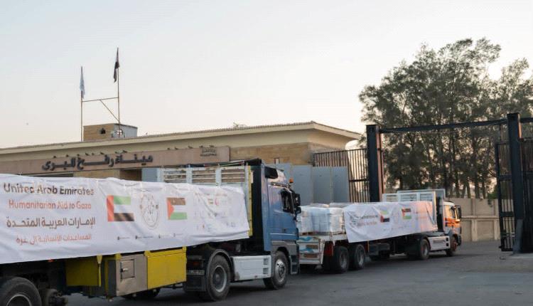 دخول 5 قوافل مساعدات إماراتية إلى قطاع غزة