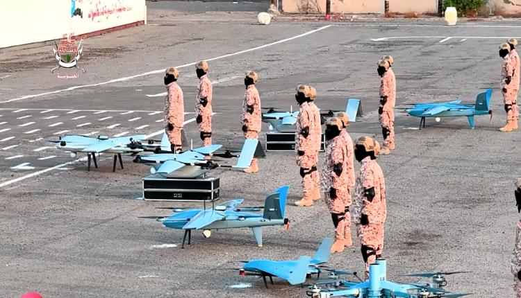 رسائل نارية من السماء.. أبابيل العمالقة تصطاد أهدافها بدقة عالية في مناورة جوية مرعبة