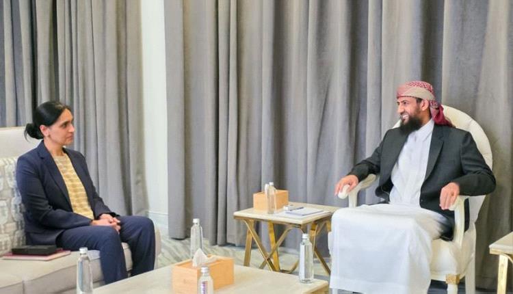 المحرّمي: تحقيق السلام والاستقرار في اليمن يبدأ باستعادة الدولة 