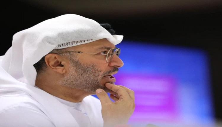 قرقاش يكشف حقيقة تقديم الإمارات تسهيلات لإيران وإلغاء اقامة العمالة
