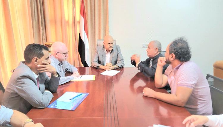 تصعيد قانوني في تعز ضد الرسوم.. توجيهات بإجبار المدارس الأهلية على الالتزام بالسقف المحدد