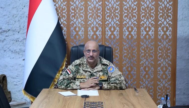 طارق صالح يقدم وصف لزعيم الحوثيين ويرسل رسالة للشعب: النصر قادم