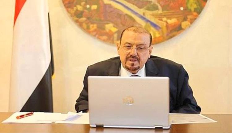 البركاني يفتح النار على الإرياني: لا وصاية على المؤتمر ولا شرعية لمراكز القرار من خارج مؤسساته