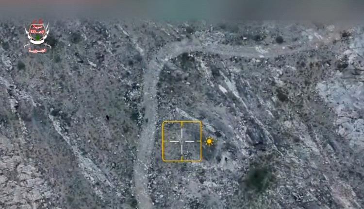 العمالقة تنشر فيديو فرار جماعي للحوثيين من جبهة البيضاء بعد إصابتهم بحالة هلع وارتباك