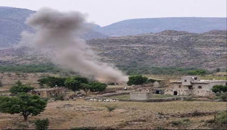 الحوثي يصعد قصفه على قرى مقبنة بتعز ويزرع الخوف بين الأهالي