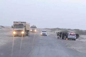 تنبية وتحذير.. طريقة احتيال ذكية على طرقات أبين تستهدف سائقي القاطرات