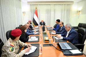 مجلس الدفاع اليمني يتخذ قرارات لرفع الجاهزية وردع الحوثي 