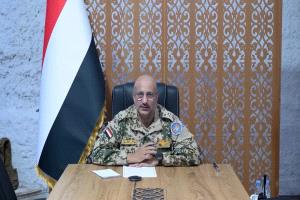 طارق صالح يقدم وصف لزعيم الحوثيين ويرسل رسالة للشعب: النصر قادم