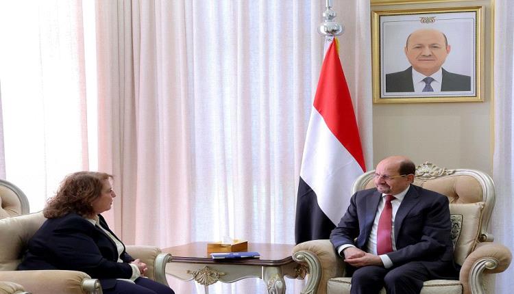 الزنداني يحدد ركيزتين أساسيتين لعمل حكومته.. ويبلغ الأمم المتحدة بإعادة تقييم علاقتها 