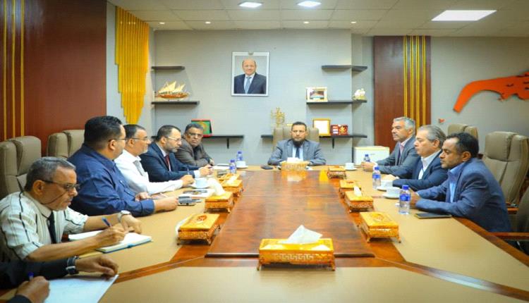 وزير الدولة يؤكد أهمية نقل مقار وعمليات المنظمات الدولية من مناطق الحوثي إلى عدن