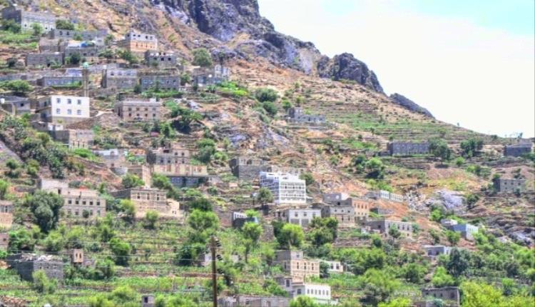 قصف جوي وتهديد بالاستهداف.. استنفار حوثي ضد مشروع تنموي في تعز