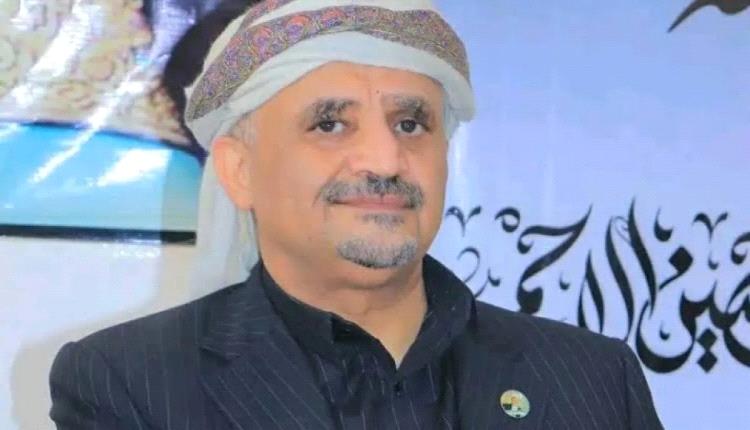 الحوثيون يواصلون إذلال قبيلة حاشد.. حصار يستهدف الأحمر في صنعاء