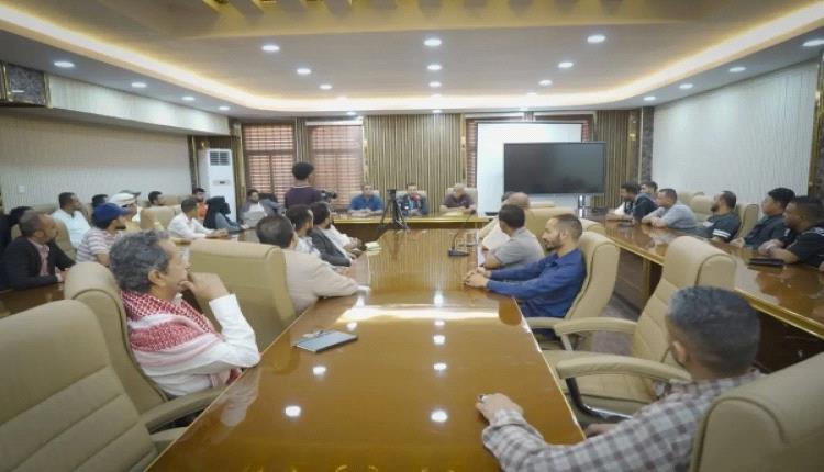 تصريح ناري لمحافظ عدن: المدينة عانت طويلًا من الصراعات وحان الوقت لتحييدها 