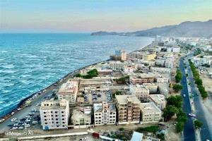 الحكومة توجه تكثيف النزول الميداني لضبط الأسعار وتعزيز الرقابة على الأسواق