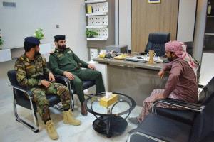 الأمن في سيئون يتوعد بالضرب بيدٍ من حديد تجاه المتلاعبين بالأسعار