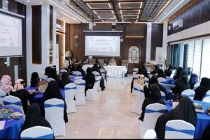 مؤسسة السرطان بعدن تنظم دورة تدريبية حول استخدام منظار عنق الرحم وآلية أخذ المسحة