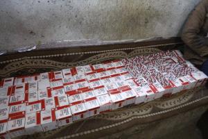 أمن مأرب يحبط محاولة تهريب آلاف الحبوب المخدرة