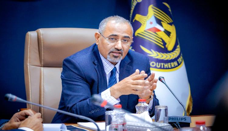 خبراء: خريطة الزبيدي تنزع فتيل التوتر العسكري وتلبّي تطلعات الجنوبيين في اليمن