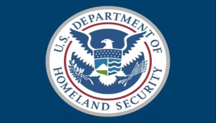 واشنطن تبدأ مراجعة معززة لملفات الهجرة العالقة لمواطني اليمن و18 دولة أخرى