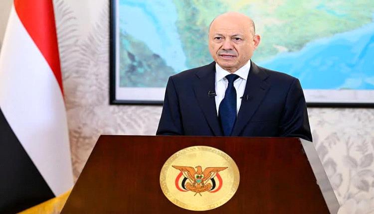 العليمي خلال احداث حضرموت والمهرة.. بدأ بالرحيل والتصعيد وانتهى بالانتصار والعقاب