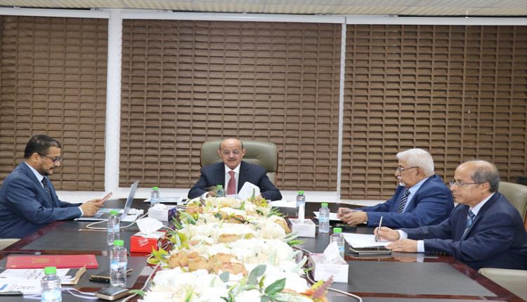 مركزي عدن يختتم دورته الاولى لعام 2026 بمناقشة تطورات 2025 واتخاذ عدد من القرارات