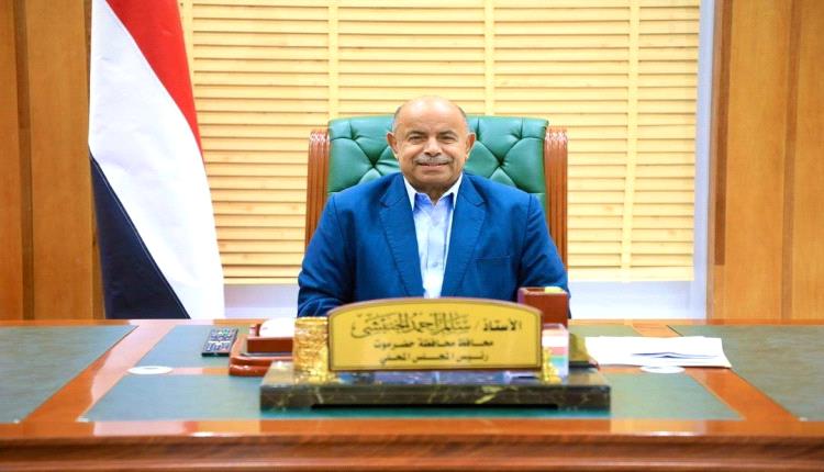 فضيحة نهب شاحنة تزويد طائرات من مطار سيئون ووصولها إلى مأرب.. والخنبشي يفضحهم للسعودية