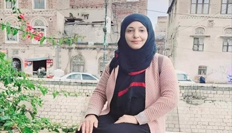  فيديو بث مباشر.. اقتحام منزل ناشطة في صنعاء وحرقه وهي بداخله مع أطفالها