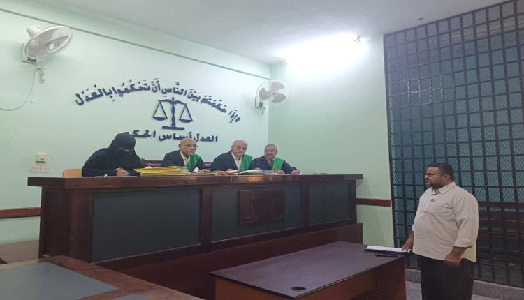 القضاء يعاود نشاطه في حضرموت ويتوعد ناهبي الممتلكات العامة بالمحاسبة 