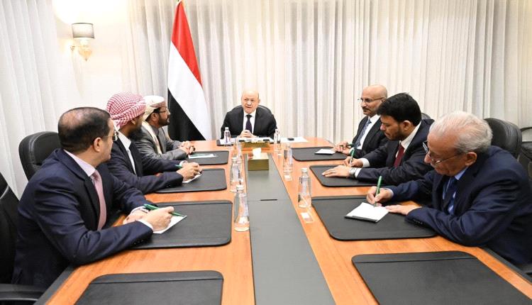 مجلس القيادة يتخذ قرار تعيين بديل عن اللواء الزُبيدي والبحسني 