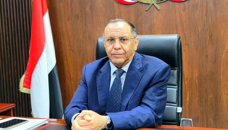 الحكومة تطلق تطبيق "رصد" لتلقي الشكاوى وتعزيز الرقابة التجارية في المحافظات المحررة 