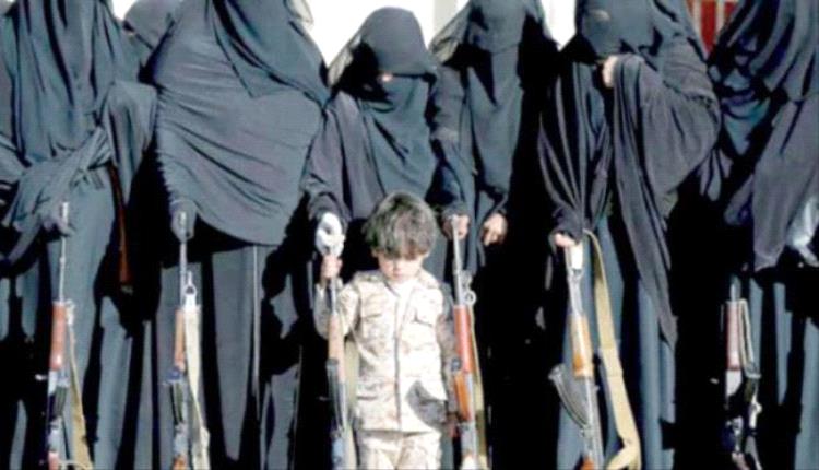 أفاد أطباء وعاملون في هيئة مستشفى الثورة العام بصنعاء بأن مليشيا الحوثي الإرهابية أدخلت عناصر نسائية تابعة لما يُعرف بـ"كتائب الزينبيات" إلى داخل المستشفى، بزعم القيام بمهام رقابية. #اليمن 