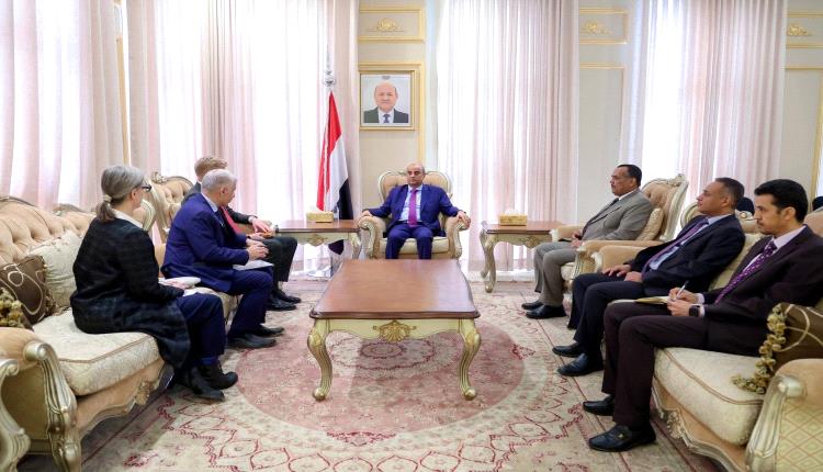 تفاصيل لقاء رئيس الوزراء مع المبعوث الأممي لليمن
