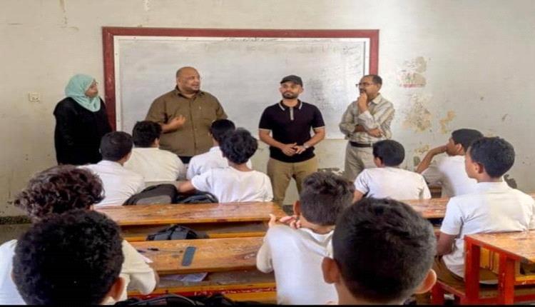 مدير عام صيرة يتفقد سير العملية التعليمية مدرستي شمسان والبيحاني 