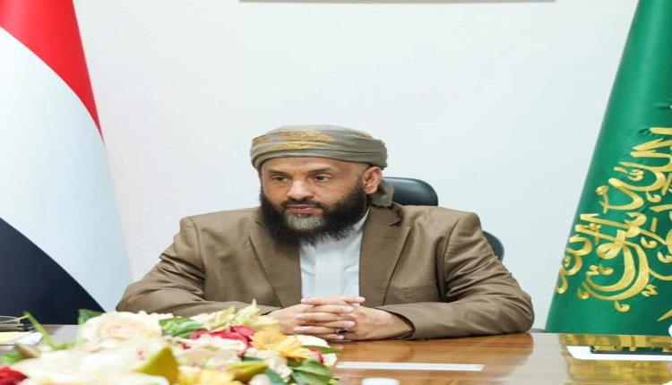 دعت وزارة الأوقاف والإرشاد خطباء المساجد والدعاة والمرشدين، إلى الاستنفار الإيجابي والمسؤول لمساندة جهود الحكومة والسلطة المحلية في العاصمة عدن وغيرها من المحافظات المحررة عبر التوعية المستمرة، والتواصل مع المجتمع #اليمن 