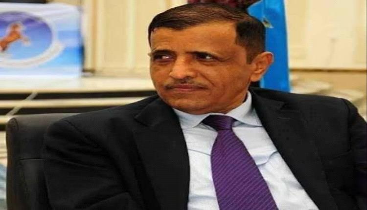 قالت مصادر في حزب المؤتمر الشعبي العام في صنعاء إن جماعة الحوثيين أفرجت، اليوم، عن الأمين العام للحزب غازي الأحول بعد احتجازه منذ أغسطس الماضي في سجون جهاز مخابراتها، وذلك بتوجيهات من زعيم الجماعة #اليمن 