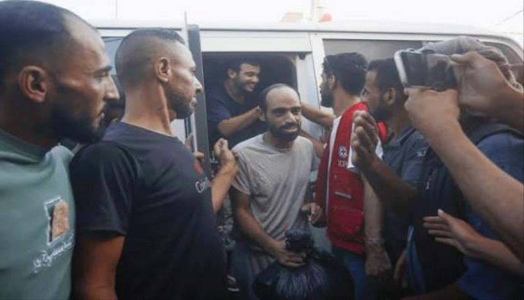 قوات الإحتلال تفرج عن 9 معتقلين فلسطينيين