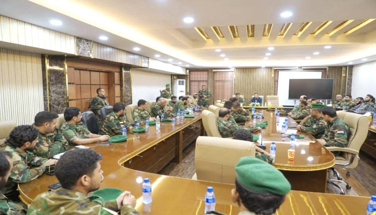 امنية عدن تناقش سبل تطوير آليات العمل بين اجهزتها لتعزيز الاستجابة السريعة للتحديات 