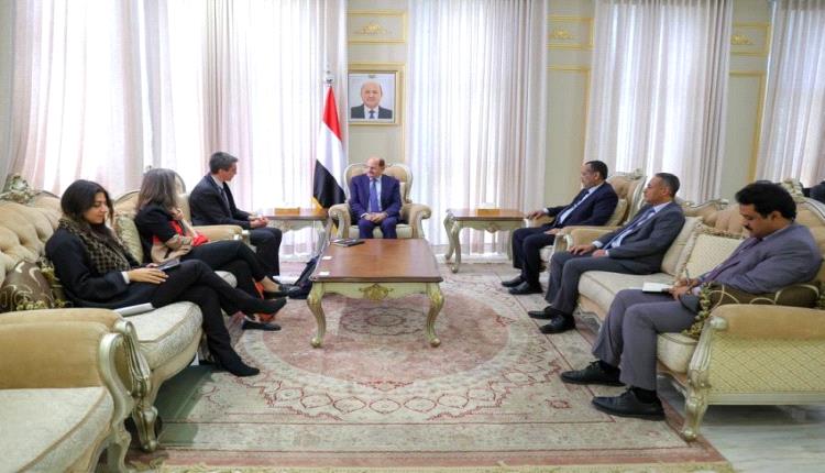 الزنداني يناقش مع البنك الدولي أولويات حكومته 