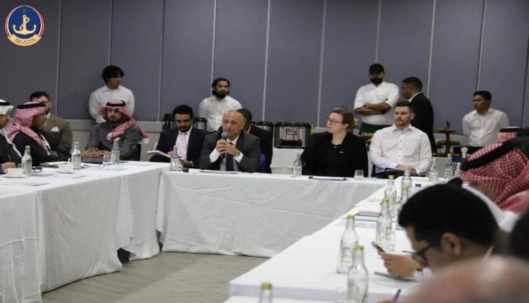 اجتماع دولي يؤكد أهمية دعم القوات اليمنية لتأمين الموانئ وحماية المياه الإقليمية 