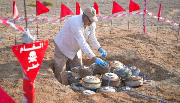 تعز.. إتلاف أكثر من 6 آلاف مادة متفجرة في باب المندب 