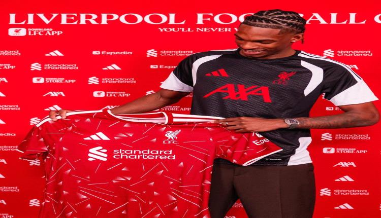 بعقد لمدة خمس سنوات.. ليفربول يضم مدافع منتخب فرنسا  