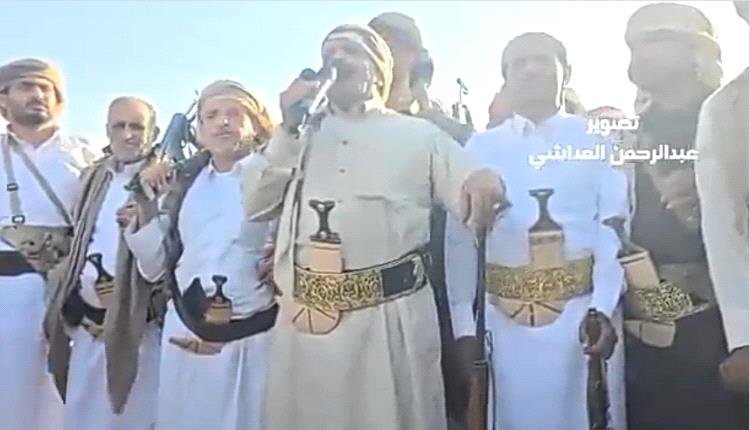 انشقاق تاريخي يهز صنعاء.. الشيخ الحباري يقود قبيلته إلى مطارح الجوف ويتبرأ من الحوثيين 