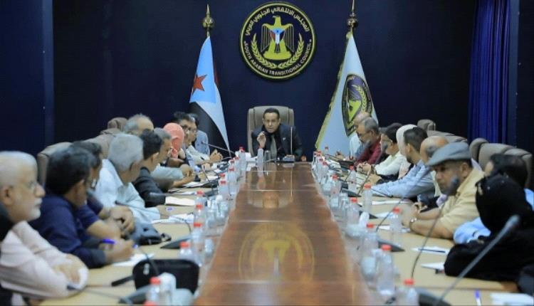  الانتقالي الجنوبي يقر احتجاجات سلمية في عدن وحضرموت 