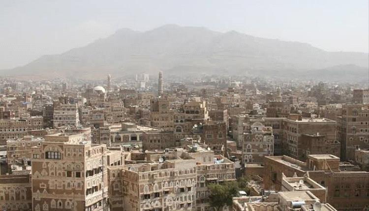 مُطلقة تترصد زوجها في صنعاء وتصفيه بـ5 طعنات داخل سوق شعبي وأمام المارة