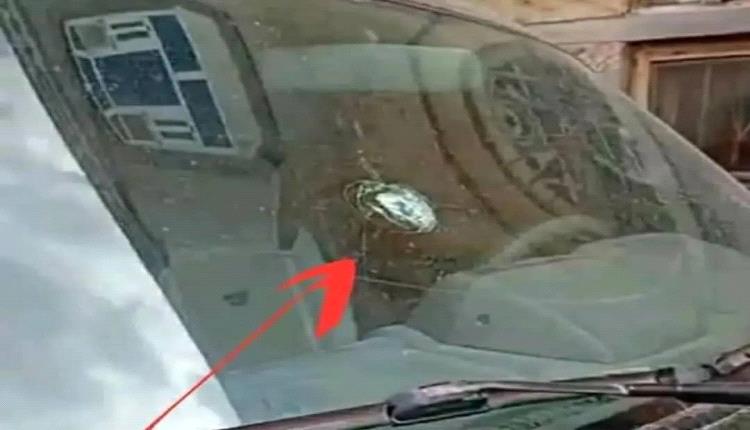 فوضى السلاح في إب.. عصابة تُمطر 52 منزل بالرصاص وتصيب طفل برأسه وسط تواطؤ حوثي